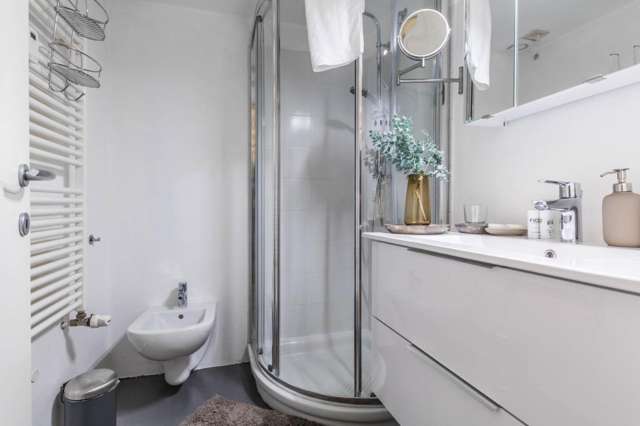 Joivy Modern Studio Near City Centre Apartment Milano Ngoại thất bức ảnh