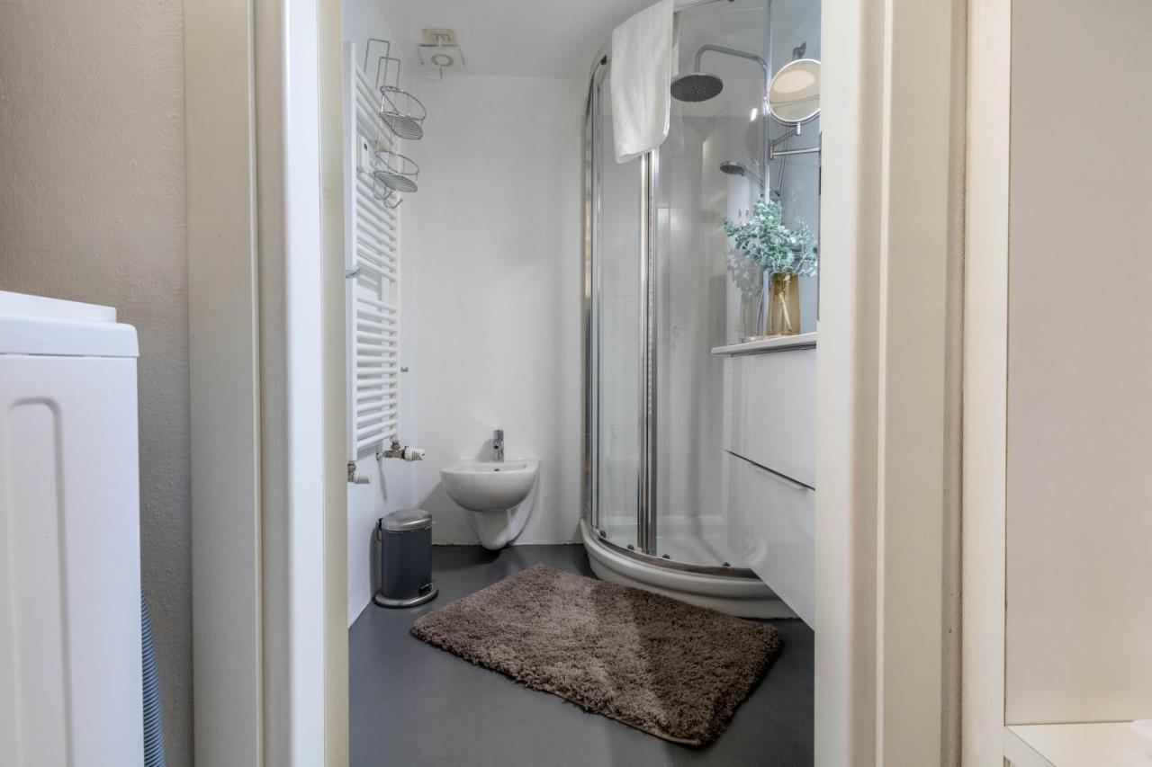 Joivy Modern Studio Near City Centre Apartment Milano Ngoại thất bức ảnh